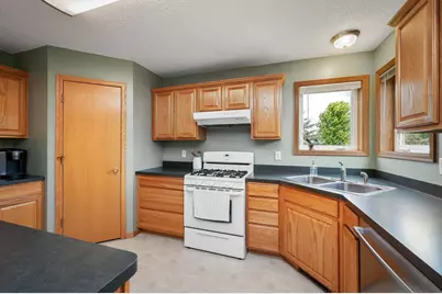13522 Oakwood Drive, Rogers, MN 55374 - Photo 12