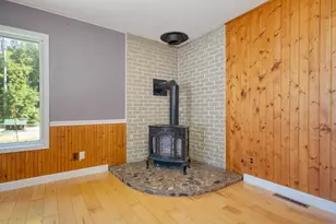 207 NE 7th St, Grand Rapids, MN 55744 - Photo 10