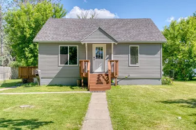 207 NE 7th Street, Grand Rapids, MN 55744 - Photo 1