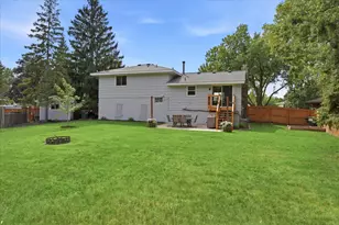 12904 Jackson Cir NE, Blaine, MN 55434 - Photo 32