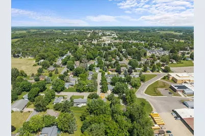 437 W Elm Street, Ellsworth, WI 54011 - Photo 36