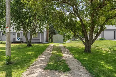 437 W Elm Street, Ellsworth, WI 54011 - Photo 4