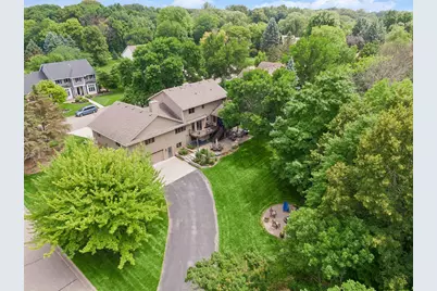 3205 Julian Drive, Chaska, MN 55318 - Photo 2