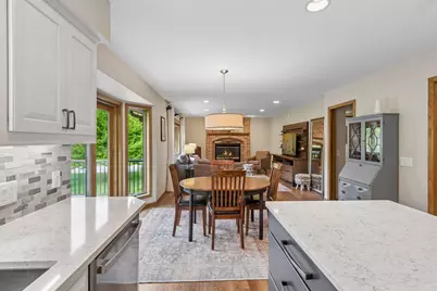 3205 Julian Drive, Chaska, MN 55318 - Photo 16