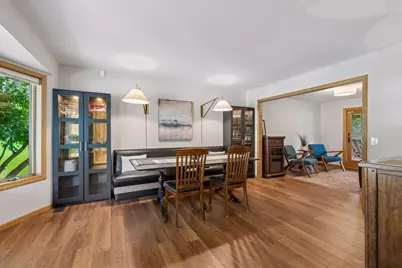 3205 Julian Drive, Chaska, MN 55318 - Photo 8