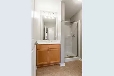 741 Victoria Street S, Saint Paul, MN 55102 - Photo 12