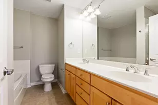 741 Victoria Street S, Saint Paul, MN 55102 - Photo 10
