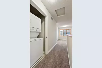 741 Victoria Street S, Saint Paul, MN 55102 - Photo 8