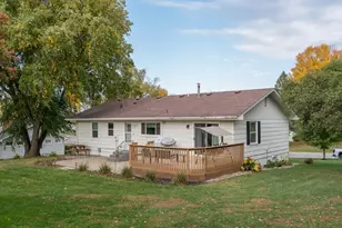 212 Regency Rd, Le Sueur, MN 56058 - Photo 36