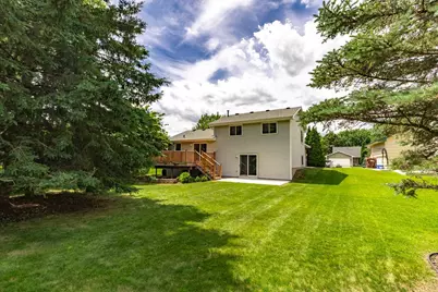 4693 Heather Ridge Road N, Oakdale, MN 55128 - Photo 30