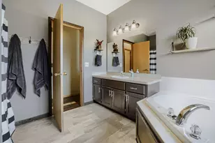 1001 Maplewood Ave SW, Isanti, MN 55040 - Photo 16