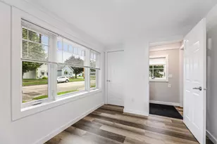 875 E King St, Winona, MN 55987 - Photo 8