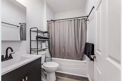875 E King Street, Winona, MN 55987 - Photo 10