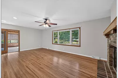 5302 Holiday Road, Minnetonka, MN 55345 - Photo 12