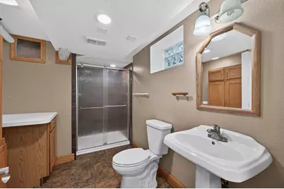 5302 Holiday Road, Minnetonka, MN 55345 - Photo 24