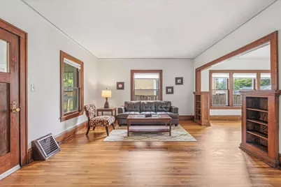 2427 Ilion Avenue N, Minneapolis, MN 55411 - Photo 10