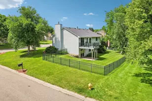 6030 Kirkwood Ln N, Plymouth, MN 55442 - Photo 48