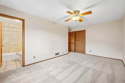6030 Kirkwood Lane N, Plymouth, MN 55442 - Photo 20