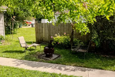 308 W 9th Street, Morris, MN 56267 - Photo 16