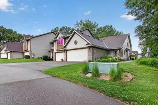 1915 Furness St, Maplewood, MN 55109 - Photo 20
