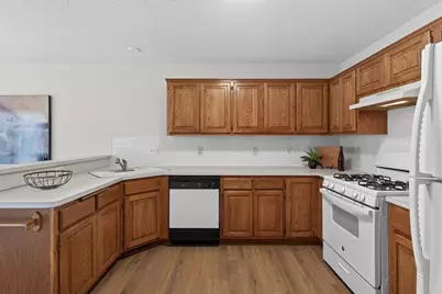 1915 Furness Street, Maplewood, MN 55109 - Photo 6