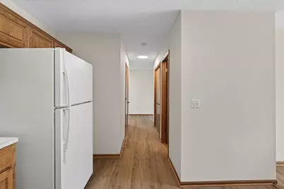 1915 Furness Street, Maplewood, MN 55109 - Photo 10