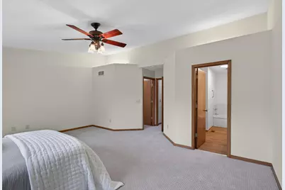 1915 Furness Street, Maplewood, MN 55109 - Photo 16