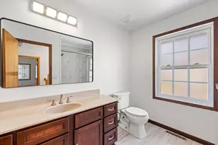 952 Moonlight Dr, Woodbury, MN 55125 - Photo 18
