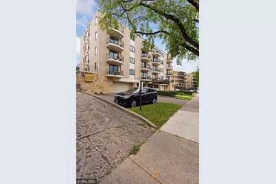 2928 Dean Parkway #2I, Minneapolis, MN 55416 - Photo 2