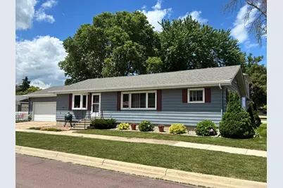 1101 N North Avenue, Fairmont, MN 56031 - Photo 1