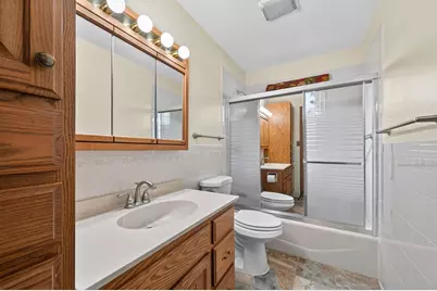 2559 Clarence Street, Maplewood, MN 55109 - Photo 14
