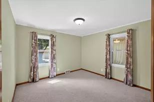 2559 Clarence St, Maplewood, MN 55109 - Photo 12