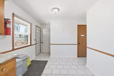 6925 Halifax Avenue N, Brooklyn Center, MN 55429 - Photo 10
