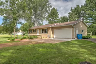 9793 301st Ave NE, North Branch, MN 55056 - Photo 2