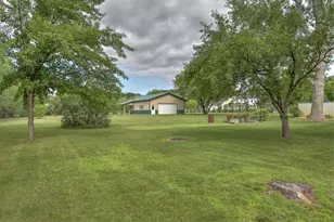 9793 301st Ave NE, North Branch, MN 55056 - Photo 4