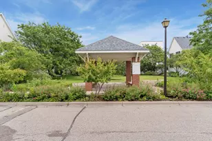 724 E 25th St, Minneapolis, MN 55404 - Photo 36