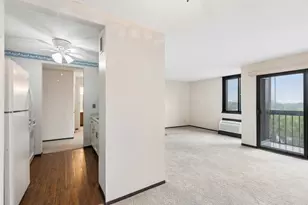 1181 Edgcumbe Rd, Saint Paul, MN 55105 - Photo 8