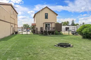422 1st Ave SE, Stewartville, MN 55976 - Photo 4