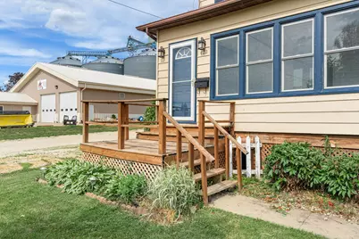 422 1st Avenue SE, Stewartville, MN 55976 - Photo 2