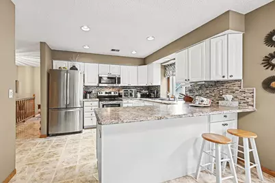 20966 Davenport Street NE, Cedar, MN 55011 - Photo 10