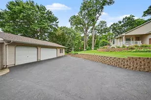 20966 Davenport St NE, Cedar, MN 55011 - Photo 4