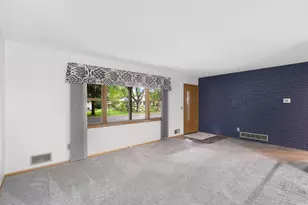 2408 Spruce Pl, White Bear Lake, MN 55110 - Photo 8