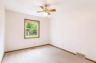 636 Pamela Pl, Owatonna, MN 55060 - Photo 16