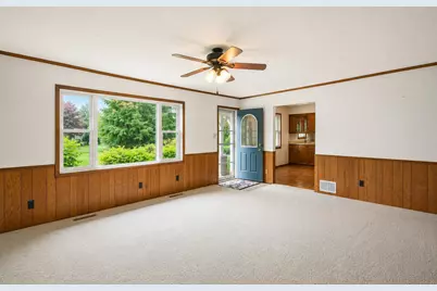 636 Pamela Place, Owatonna, MN 55060 - Photo 4