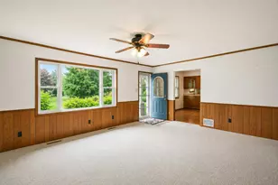 636 Pamela Pl, Owatonna, MN 55060 - Photo 4