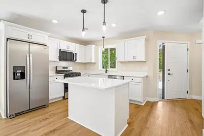 1005 2nd Street SE, Faribault, MN 55021 - Photo 4