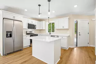 1005 2nd St SE, Faribault, MN 55021 - Photo 4
