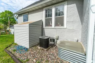 607 W Summit Ave, Fergus Falls, MN 56537 - Photo 6