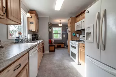 607 W Summit Avenue, Fergus Falls, MN 56537 - Photo 30