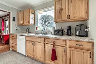 607 W Summit Ave, Fergus Falls, MN 56537 - Photo 32